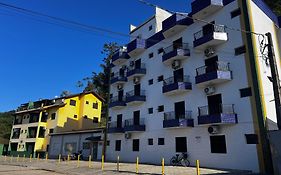 Flats Toninhas- Ubatuba
